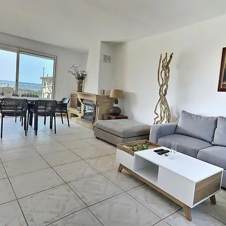 Lej 瓦尔拉普拉日