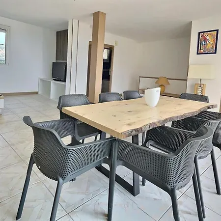 Lej Villa *